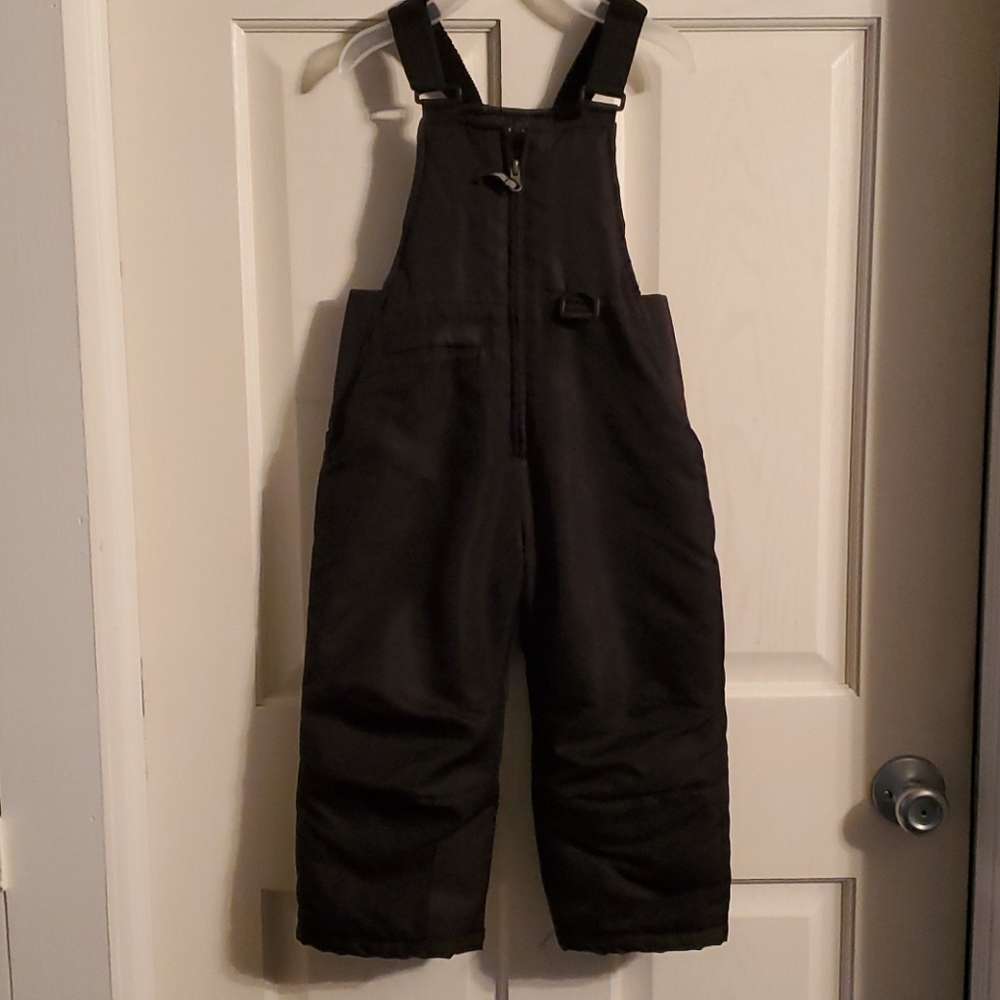 Black snowpants